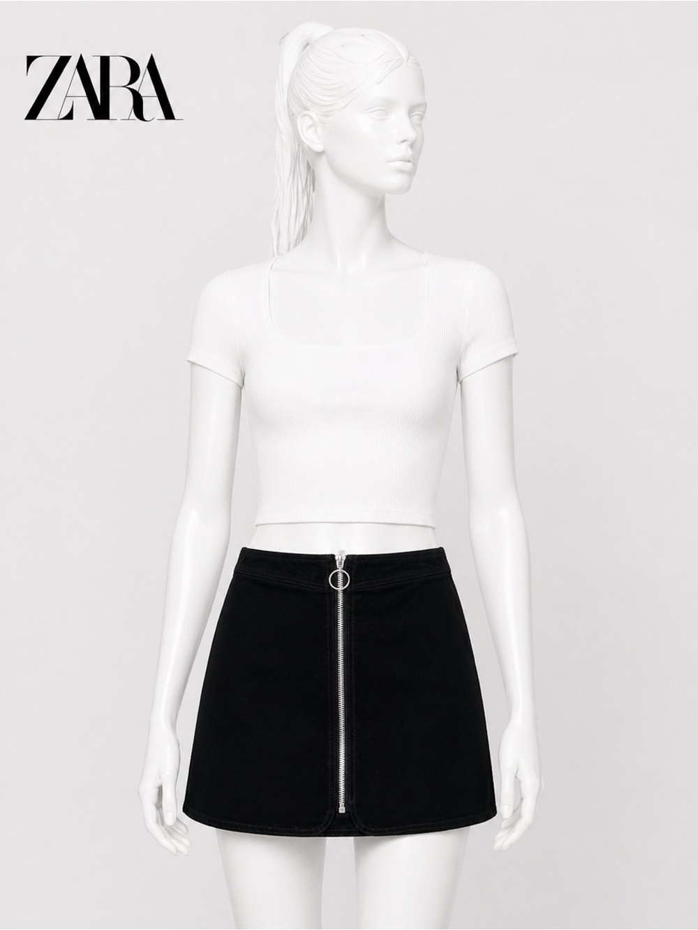 ZARA - NEW Suede Mini Skirt Black O Ring Zip Front Sz Medium